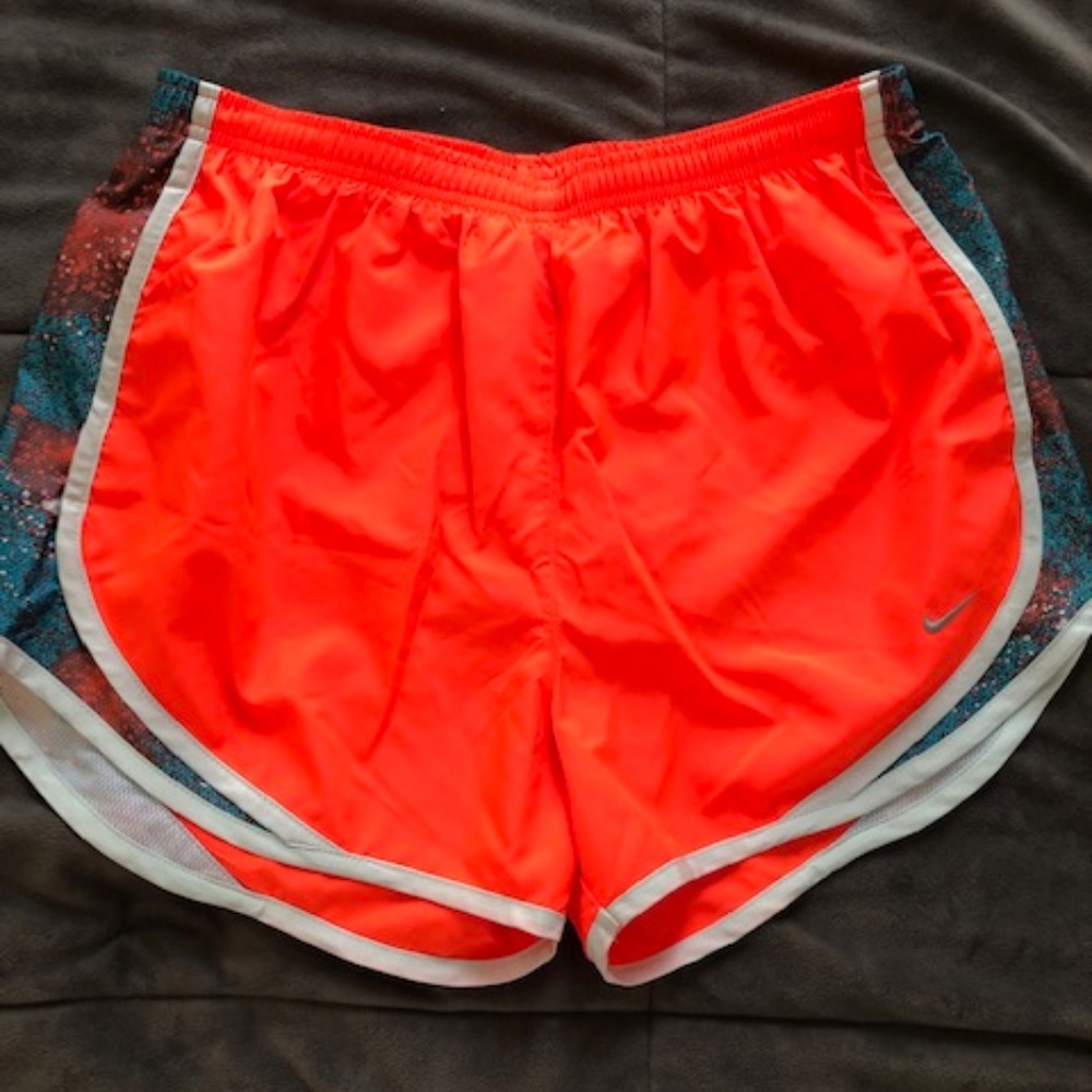 NEW Nike Tempo Shorts